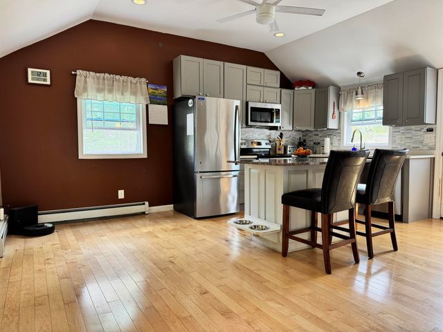 29 Lee Avenue, Manchester, NH 03109