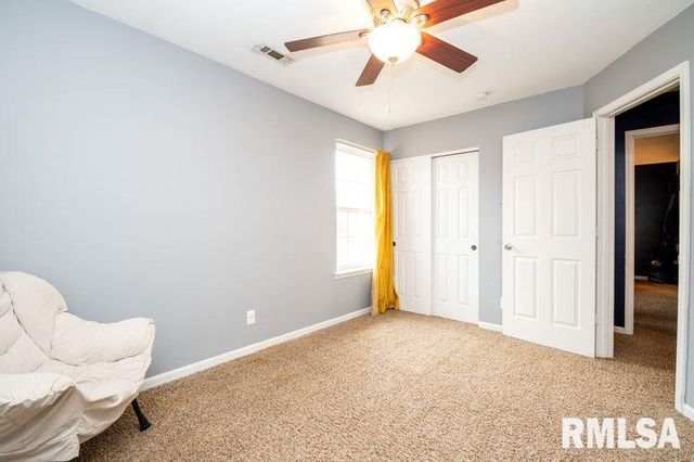 4521 W ROCKWELL Drive, Peoria, IL 61615