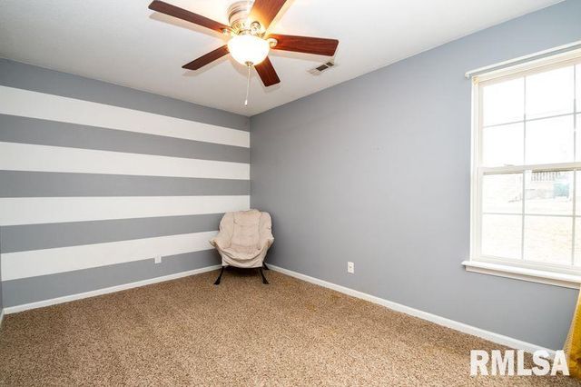 4521 W ROCKWELL Drive, Peoria, IL 61615