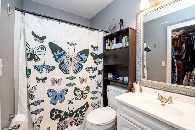 4521 W ROCKWELL Drive, Peoria, IL 61615