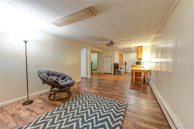 78 Cedar Oaks Avenue, Farmingville, NY 11738