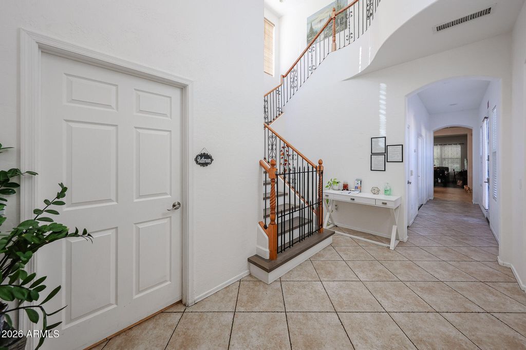 8888 W Rosewood Hills, Peoria, AZ 85383 — photo 4