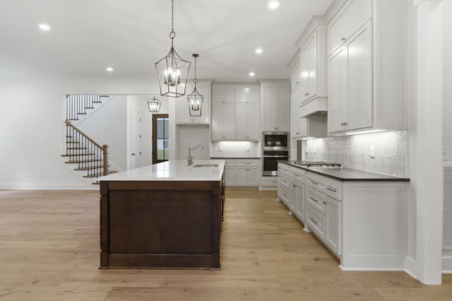 5855 Fisher Grove Rd, Greenbrier, TN 37073