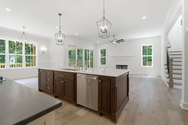 5855 Fisher Grove Rd, Greenbrier, TN 37073