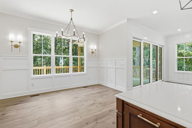 5855 Fisher Grove Rd, Greenbrier, TN 37073