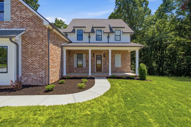 5855 Fisher Grove Rd, Greenbrier, TN 37073