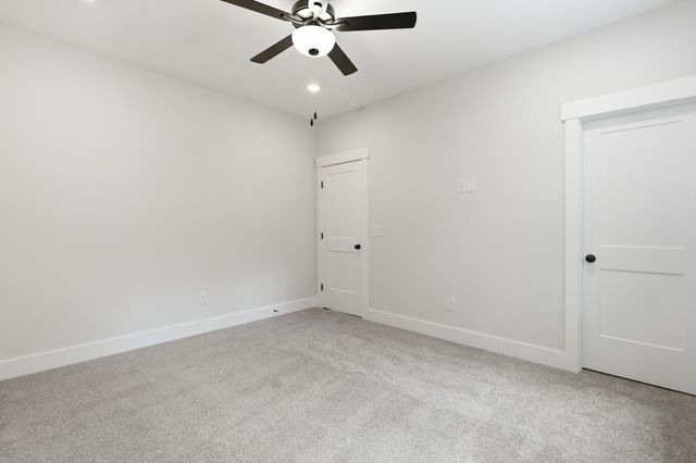 5855 Fisher Grove Rd, Greenbrier, TN 37073