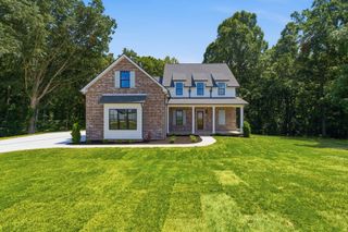 5855 Fisher Grove Rd, Greenbrier, TN 37073