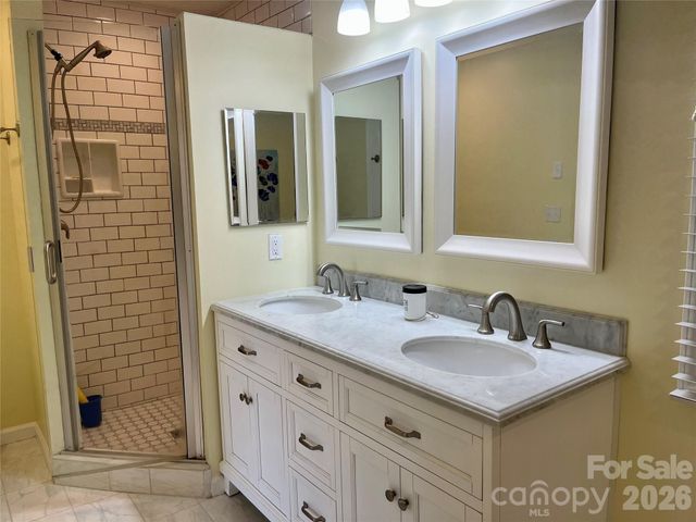 255 Gateway Drive 5, Lake Lure, NC 28746