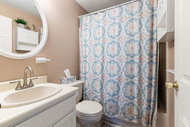 19 Altoona Rd, Dedham, MA 02026