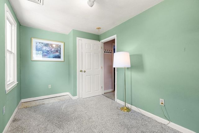 19 Altoona Rd, Dedham, MA 02026