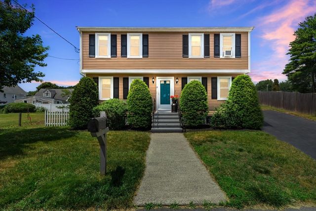 19 Altoona Rd, Dedham, MA 02026