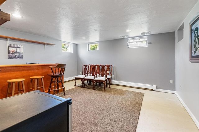 19 Altoona Rd, Dedham, MA 02026
