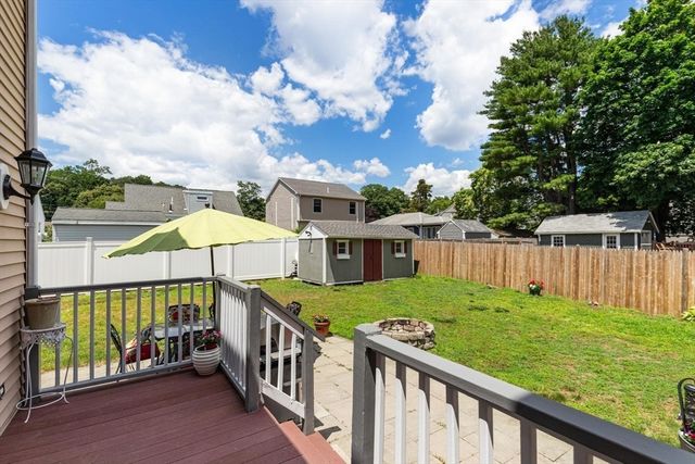 19 Altoona Rd, Dedham, MA 02026