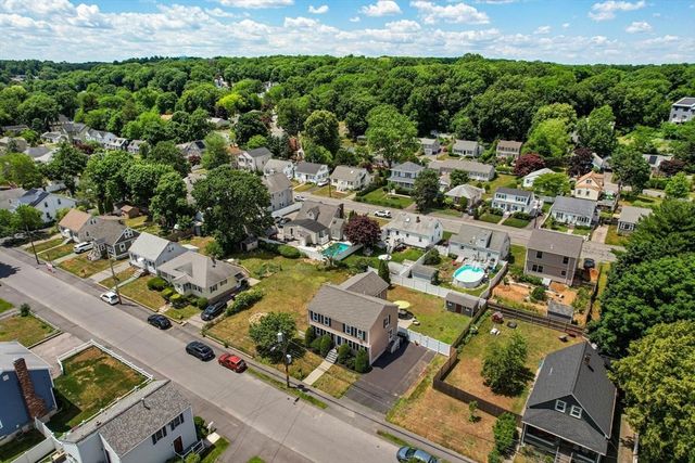 19 Altoona Rd, Dedham, MA 02026