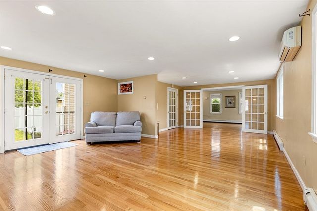 19 Altoona Rd, Dedham, MA 02026