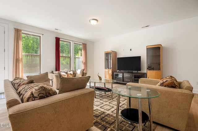 2069 Maggie Valley Drive, Apex, NC 27502