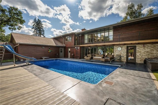 2208 W Menomonie Street, Eau Claire, WI 54703