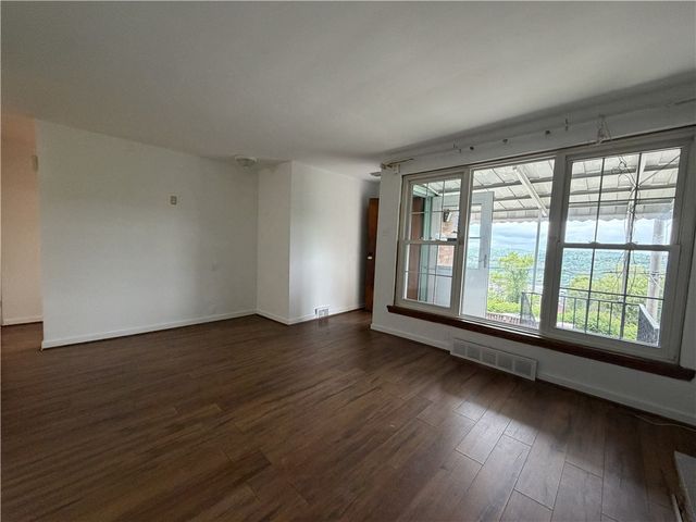 3474 Webster Ave, Schenley Heights, PA 15219