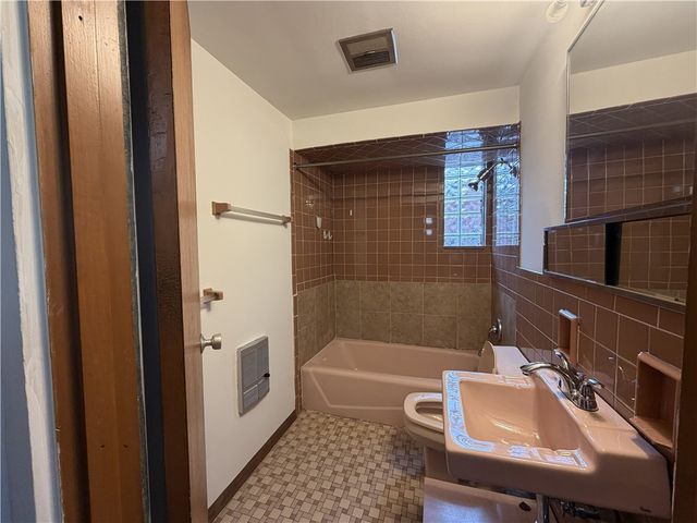 3474 Webster Ave, Schenley Heights, PA 15219