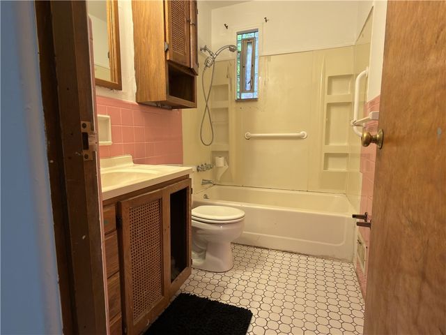 3474 Webster Ave, Schenley Heights, PA 15219