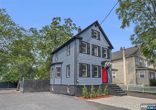 9 Byrne Street, Hackensack, NJ 07601