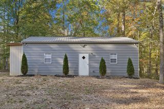 1399 Roberts Creek Rd, Waverly, TN 37185