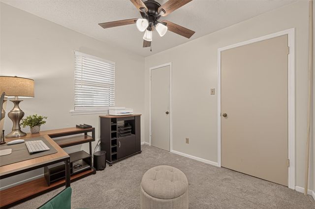 9 Arlington Street, Conroe, TX 77301