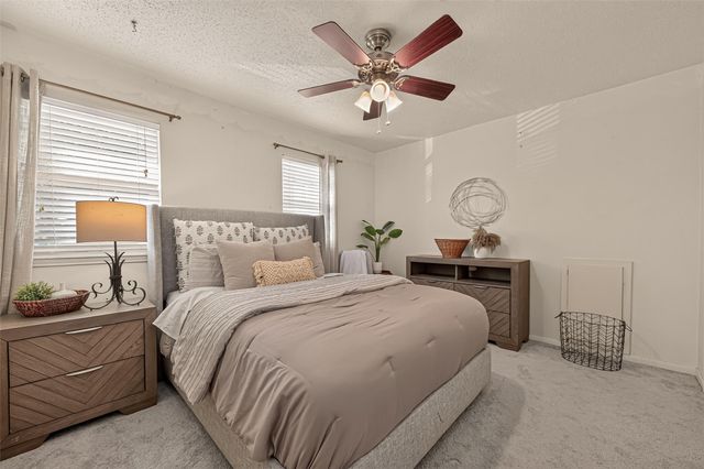 9 Arlington Street, Conroe, TX 77301