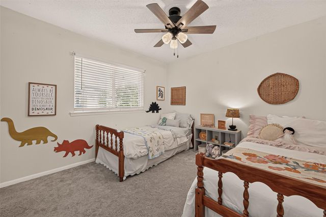 9 Arlington Street, Conroe, TX 77301