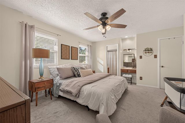9 Arlington Street, Conroe, TX 77301
