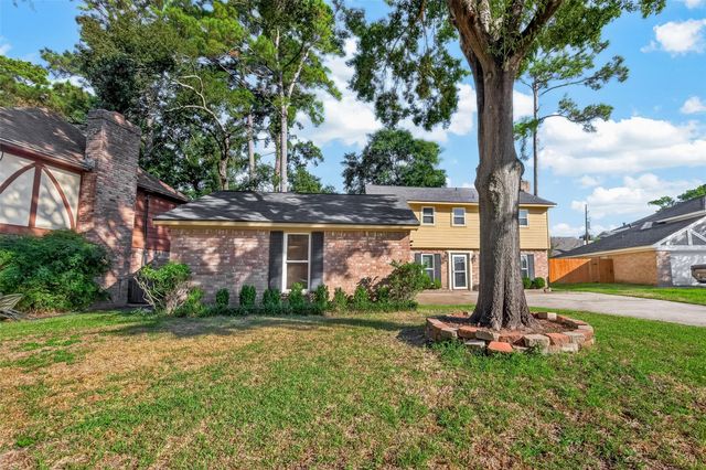 9 Arlington Street, Conroe, TX 77301