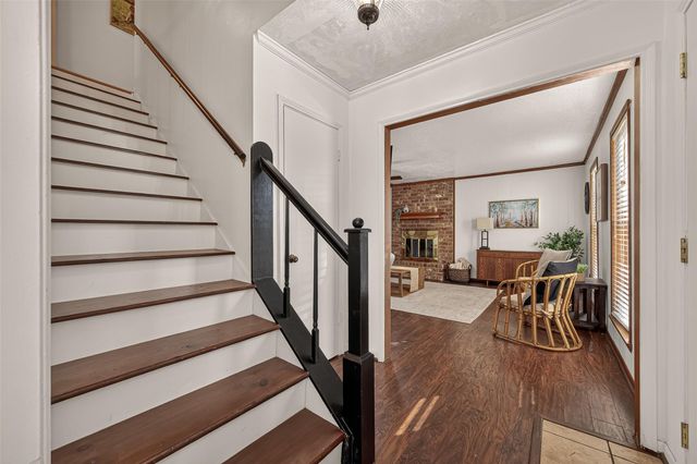 9 Arlington Street, Conroe, TX 77301