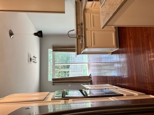 10S449 Carrington Circle, Burr Ridge, IL 60527