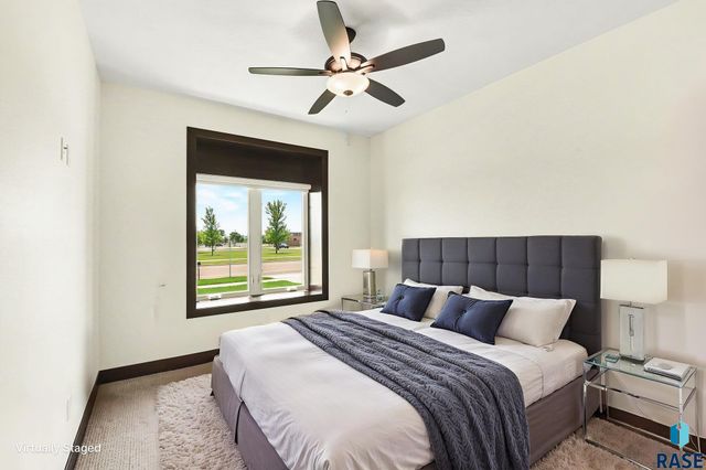2500 W 95th St Street, Sioux Falls, SD 57108