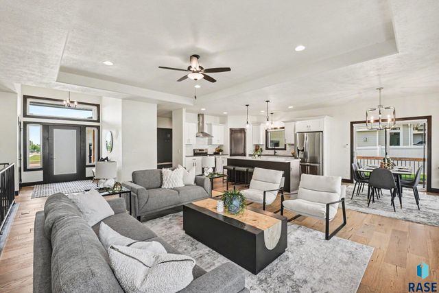2500 W 95th St Street, Sioux Falls, SD 57108