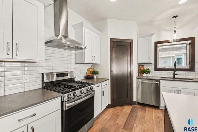 2500 W 95th St Street, Sioux Falls, SD 57108