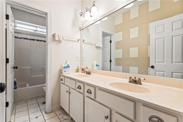 130 Shadow Lake Trail, Newnan, GA 30265