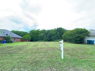 1804 Timberline Lane, Sherman, TX 75092