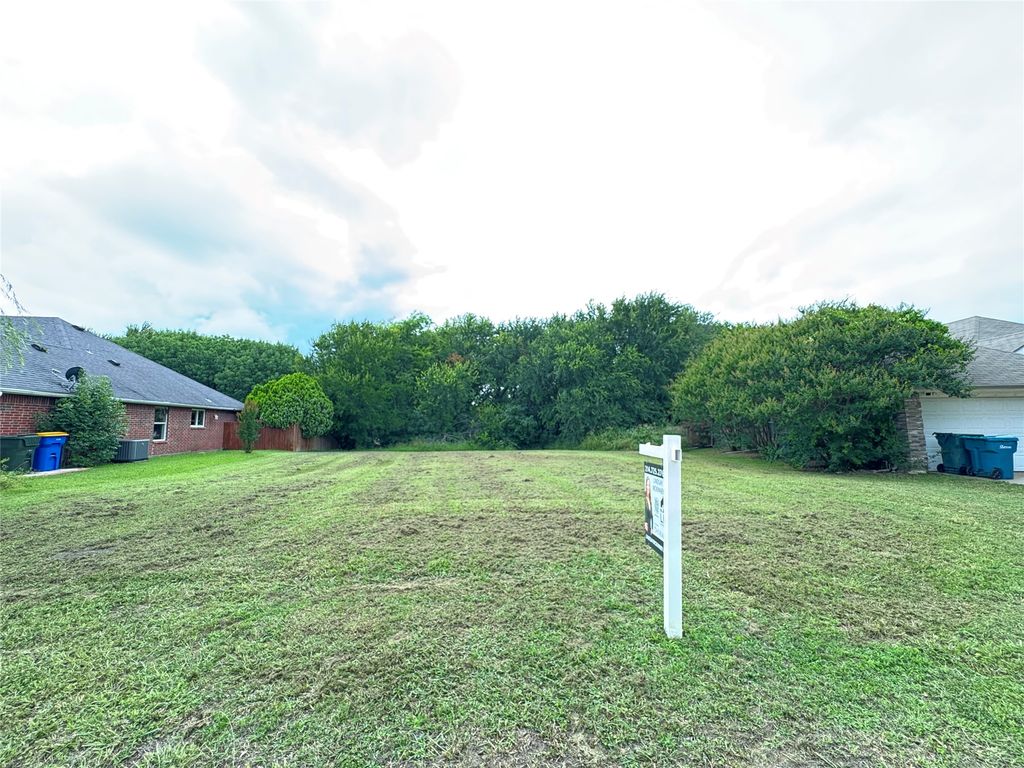 1804 Timberline Lane, Sherman, TX 75092