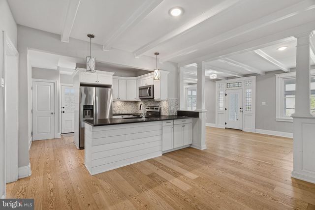 1515 BUTLER PIKE, Plymouth Meeting, PA 19462