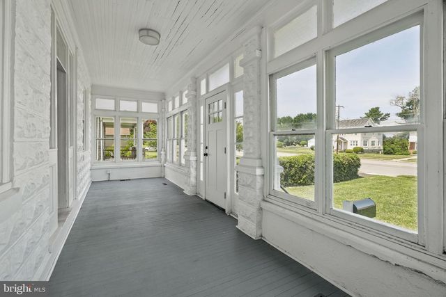 1515 BUTLER PIKE, Plymouth Meeting, PA 19462