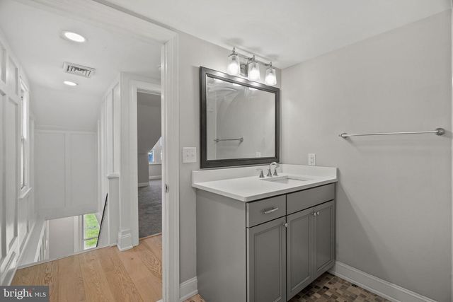1515 BUTLER PIKE, Plymouth Meeting, PA 19462