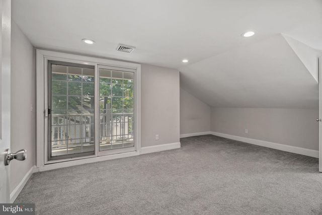 1515 BUTLER PIKE, Plymouth Meeting, PA 19462