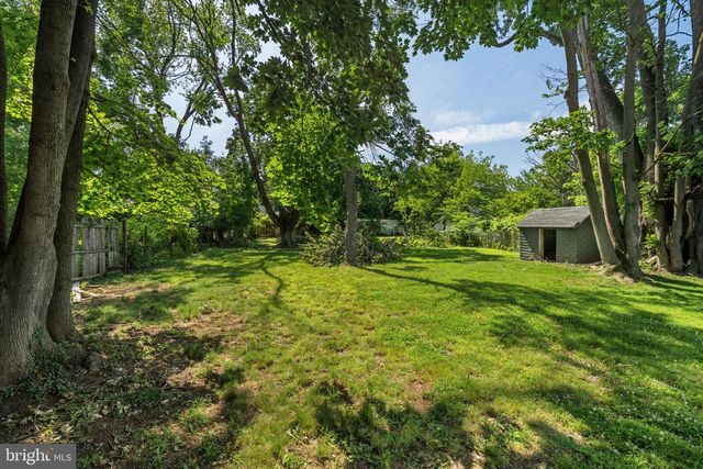 1515 BUTLER PIKE, Plymouth Meeting, PA 19462