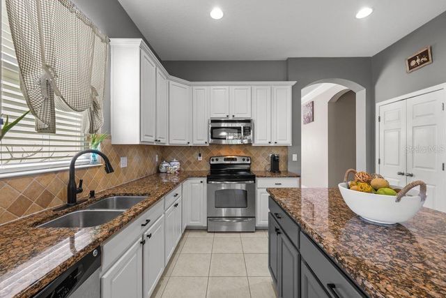 11052 ANCIENT FUTURES DRIVE, Tampa, FL 33647