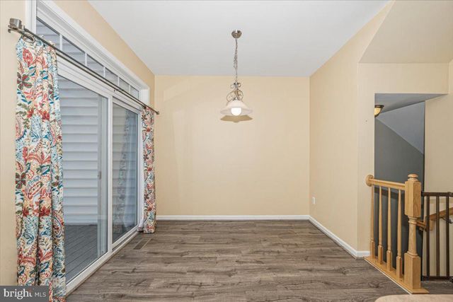 42 PAYNE ST, Charles Town, WV 25414
