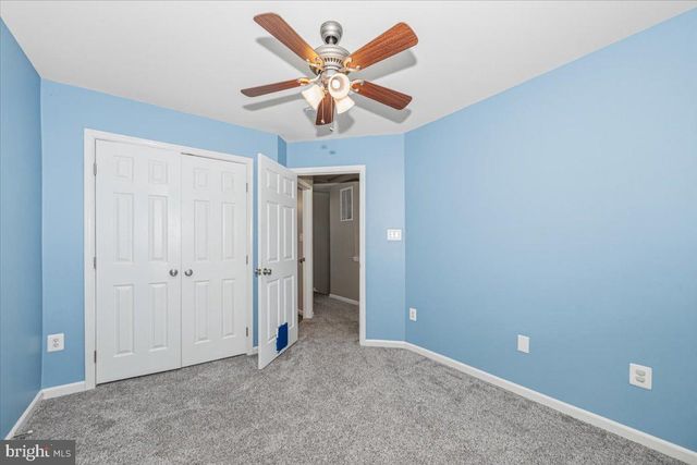 42 PAYNE ST, Charles Town, WV 25414