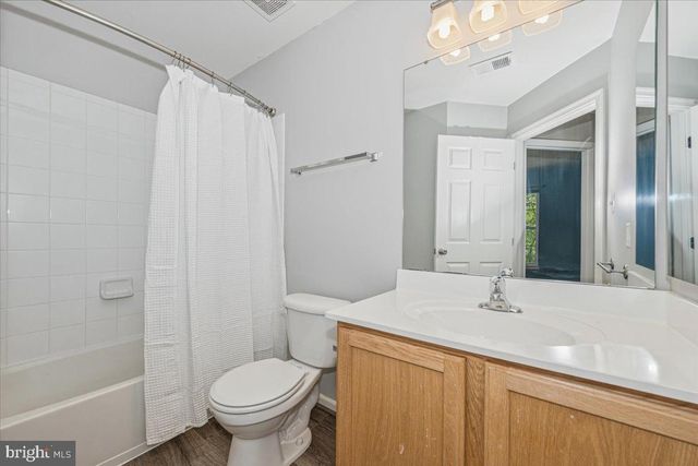 42 PAYNE ST, Charles Town, WV 25414