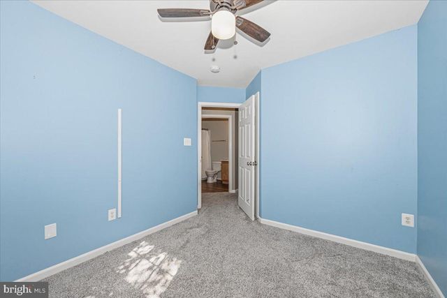 42 PAYNE ST, Charles Town, WV 25414